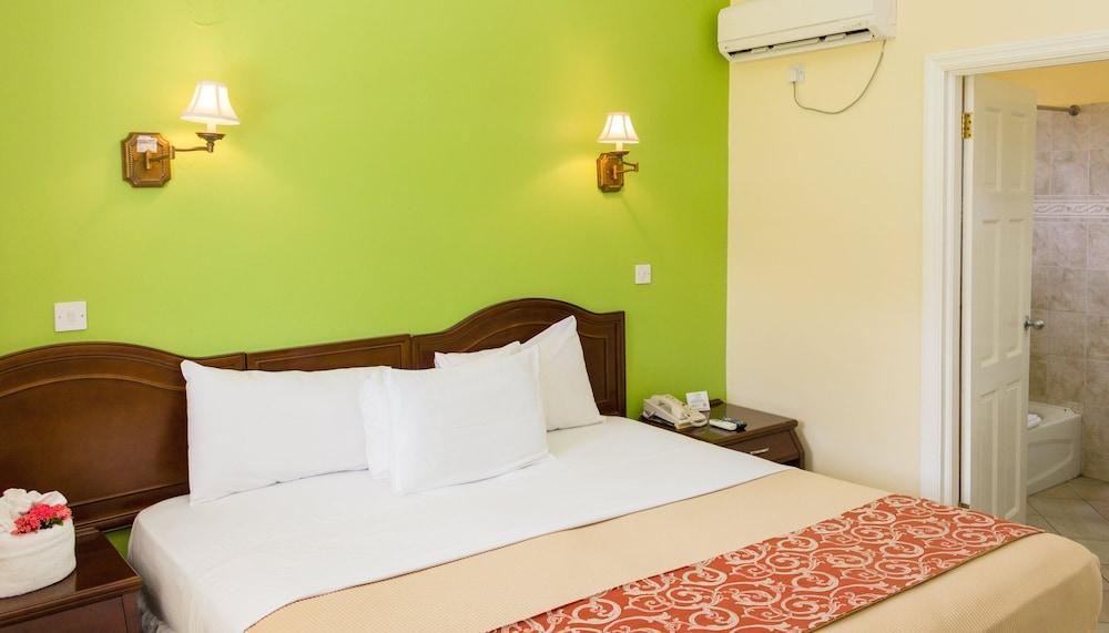 Bay Gardens Inn Gros Islet Exterior foto