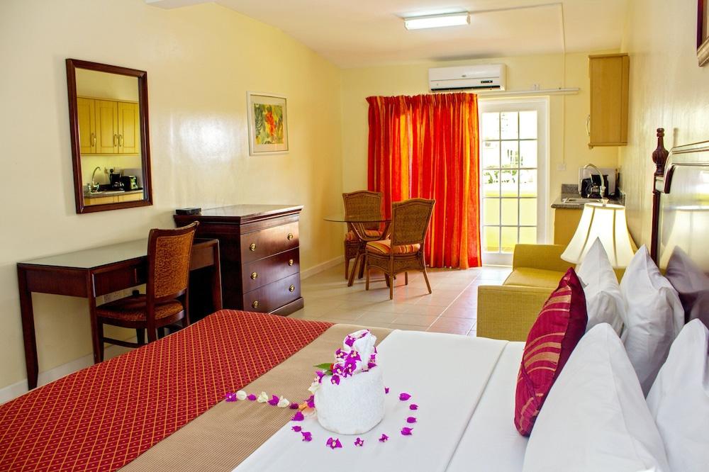 Bay Gardens Inn Gros Islet Exterior foto